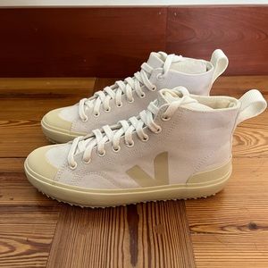Veja Nova High Top Sneaker